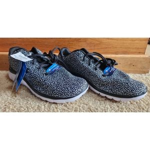 NEW Women's Champion Gusto XT II Sneakers Black & White - Size 10